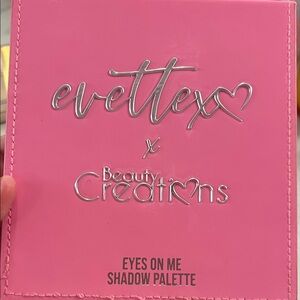Beauty Creations Evettex Pink Shadow Palette